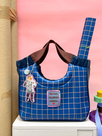 Kunstleder - Happy - Cherry Picking - karo - dunkelblau - ocker